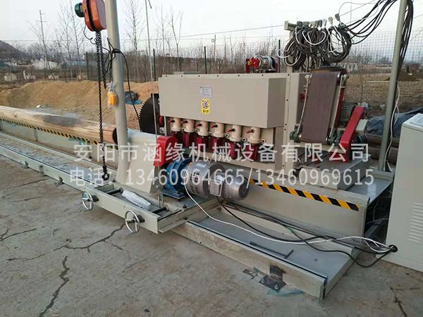 數(shù)控六刀圓木車床